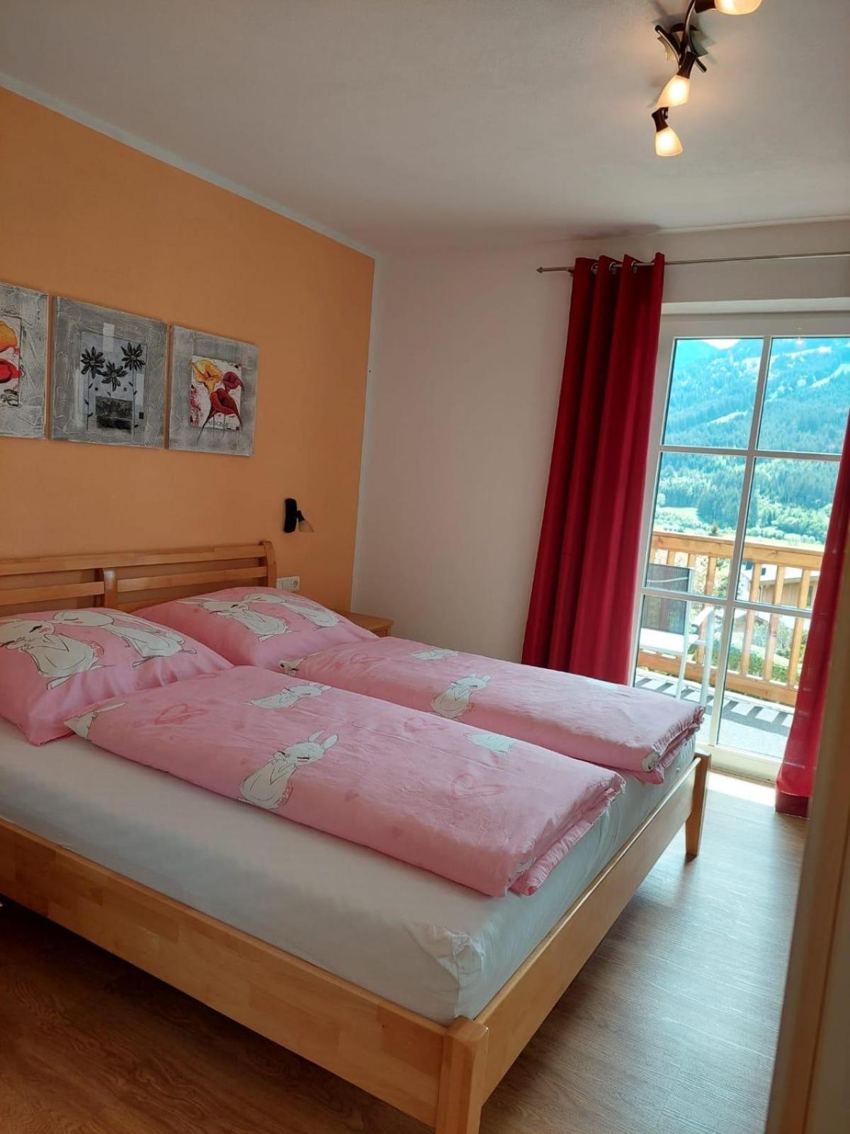 Appartements - Haus Sieberer Бриксен-им-Тале Екстериор снимка